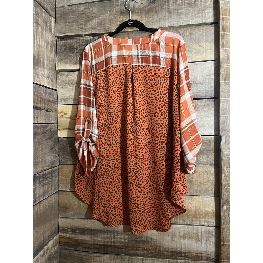 Cato Womens XL Leopard Plaid Mixed Media Tunic Top‎ Orange Brown Roll Tab V-Neck - Picture 5 of 5